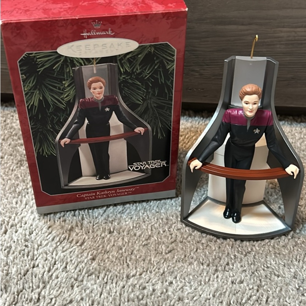 Hallmark Star Trek Voyager Ornament